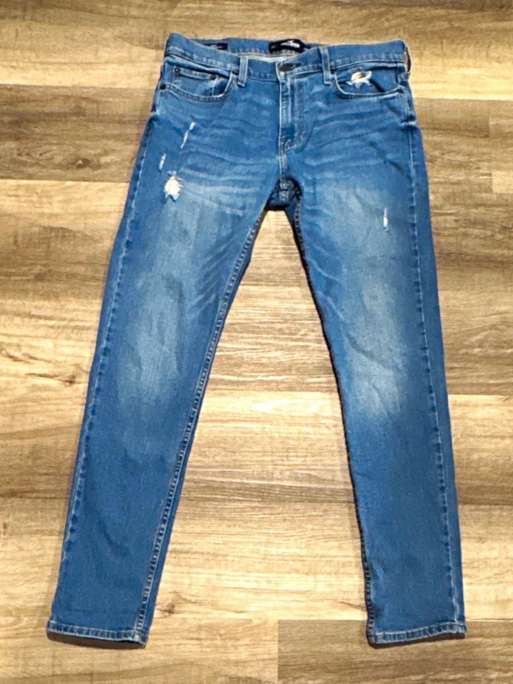 Men’s Light Blue Distressed Skinny Jeans
